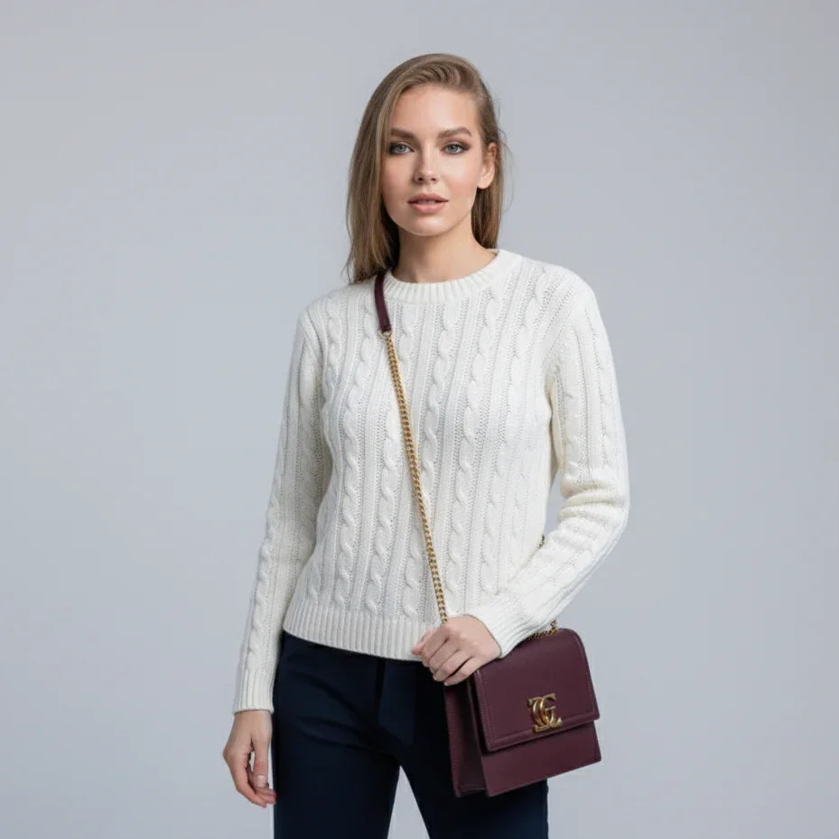 Classic Cable-Knit Round Neck Jumper