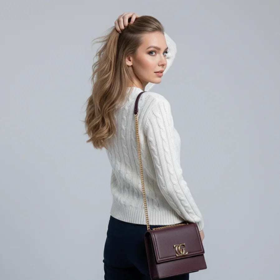 Classic Cable-Knit Round Neck Jumper
